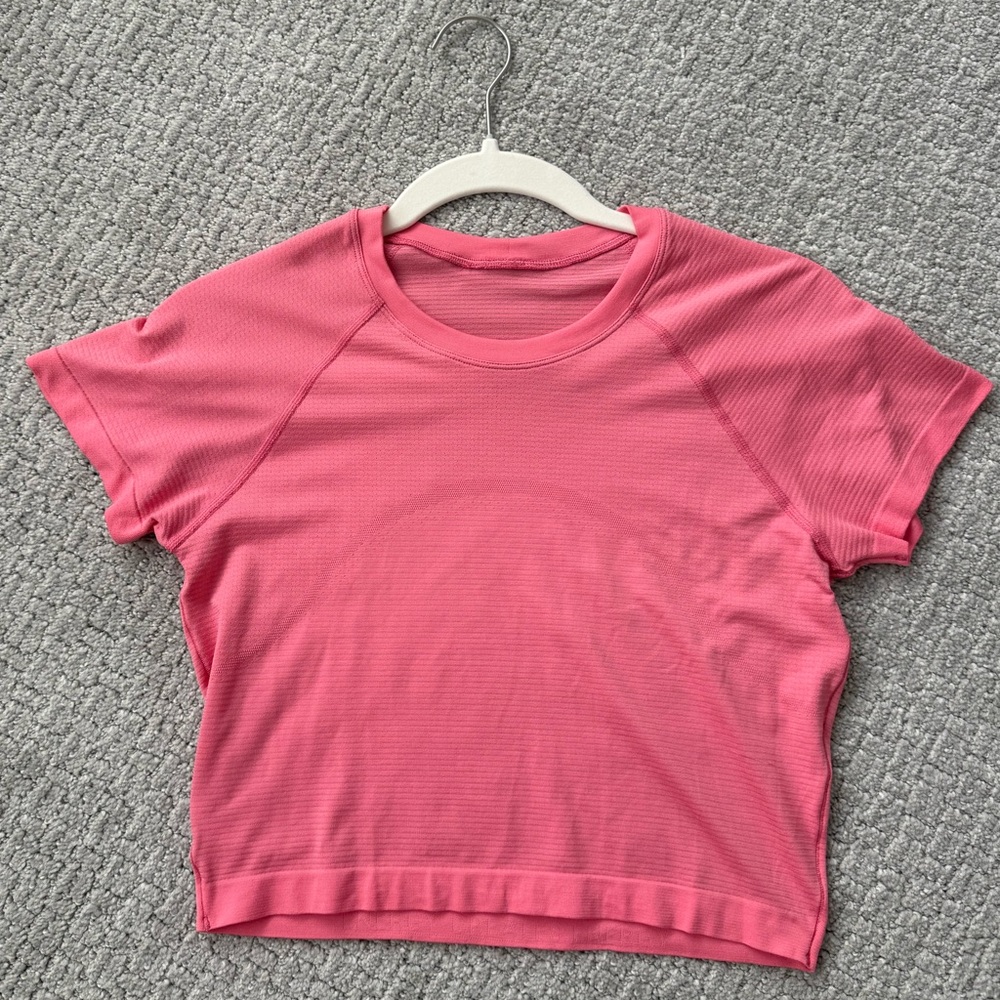 swiftly tech cropped - coral kiss